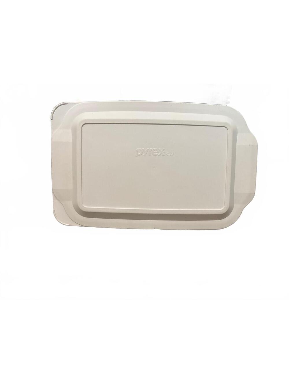 Pyrex 233-PC White Plastic Replacement Lid Only for 3-Quart 9x13 Baking Dish